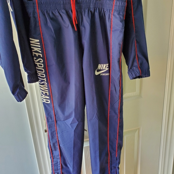 NIKE SPORTSWEAR BLUE HOODED WINDBREAKER SUIT - Picture 3 of 8